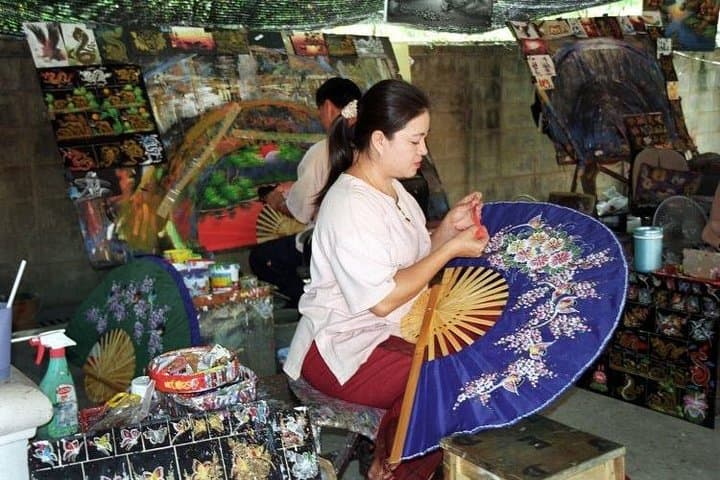 Chiang Mai Handicraft Villages: Half-Day Artisans & Workshop Tour photo 6