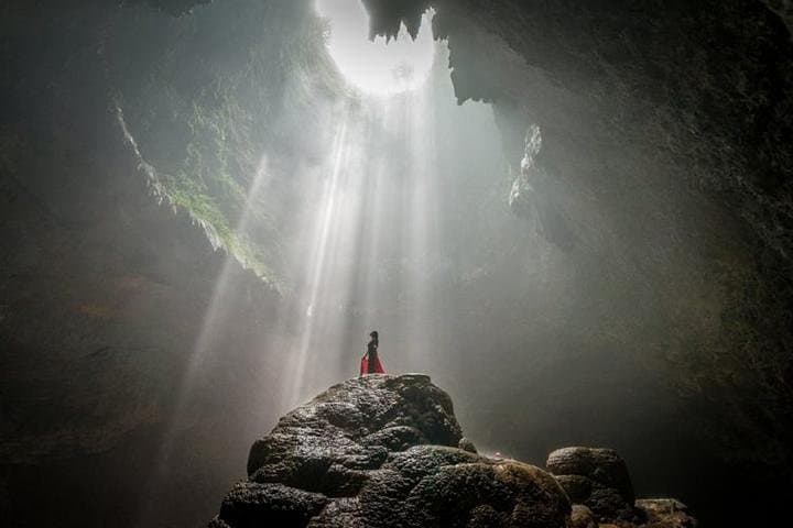 Jomblang Cave Heavenly Light Adventure: Yogyakarta Caving Tour Guide photo 3