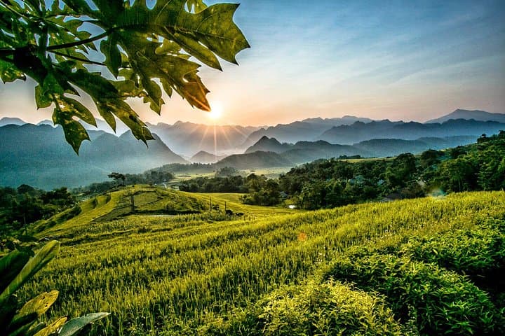 Ha Giang Loop 4D3N Easy Rider — Ma Pi Leng, Dong Van & Homestays photo 3