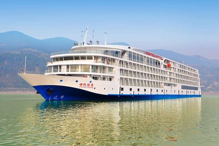 Sailing the Three Gorges: 4D3N Yangtze River Cruise from Chongqing to Yichang