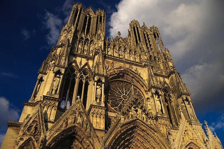 Champagne VIP Day Trip from Paris: Private Wine Expert, Reims & Cellars photo 4
