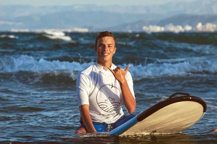 Catch Your First Wave: 90-Min Surf Lesson on Valencia’s Malvarrosa photo 5