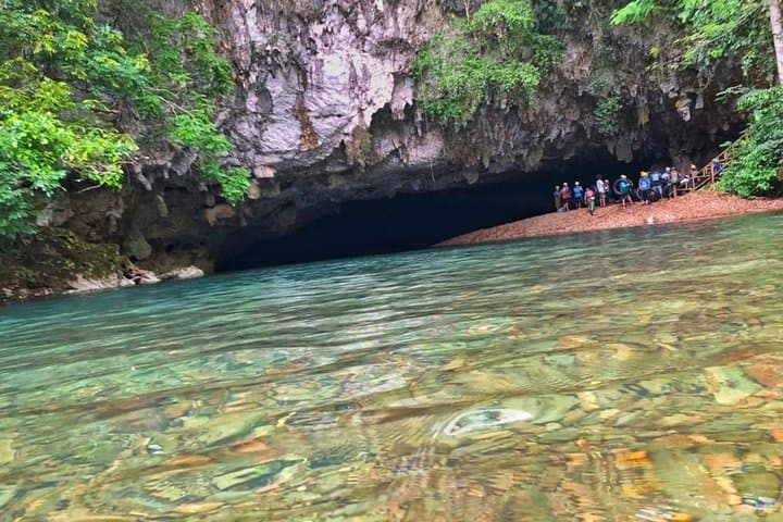 Nohoch Che'en Cave Tubing: Float Through Belize's Maya-Used Cave Network photo 4