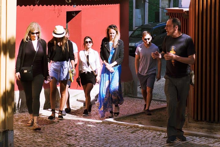 LisboaLove Walk: Offbeat Alleys & Hidden Courtyards of Lisbon photo 2