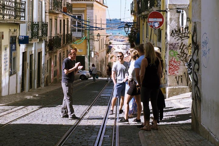 LisboaLove Walk: Offbeat Alleys & Hidden Courtyards of Lisbon photo 6