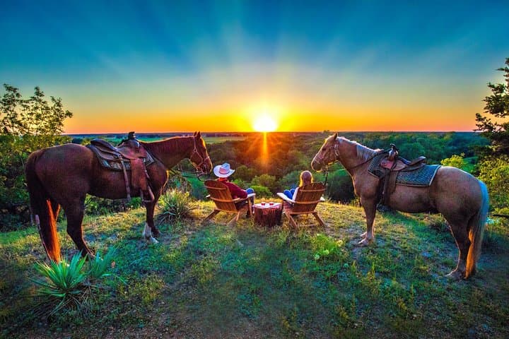 Horseback Riding on a Scenic Texas Ranch Near Waco: 90-Minute Guided Trail photo 3