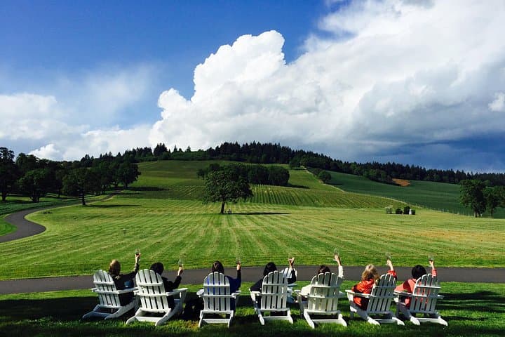 Willamette Valley Private Wine Tour from Portland — Tasting Fees Included