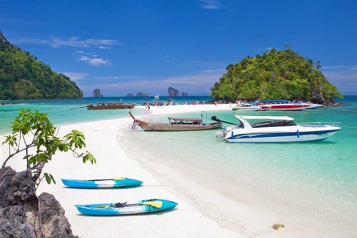 Krabi Four-Island Speedboat Expedition: Tup, Chicken, Poda & Phra Nang photo 1