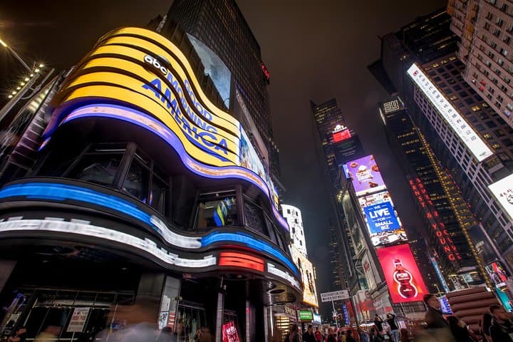 NYC After-Dark Photography Tour: Capture Times Square at Night photo 4