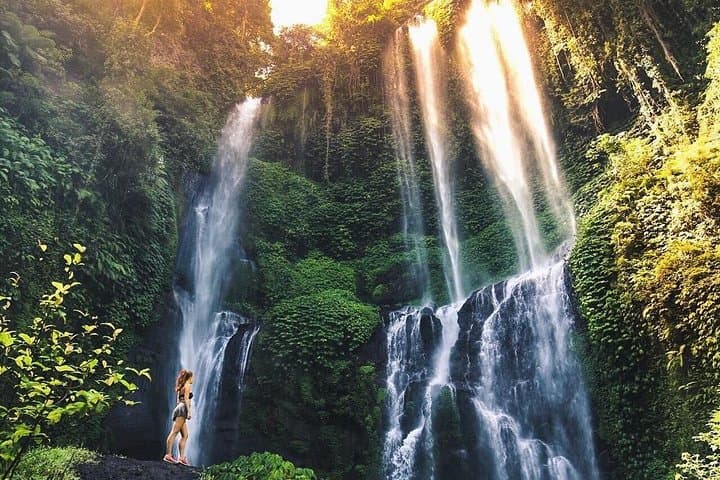 Sekumpul Waterfall Trek & Handara Gate Day Tour — Sekumpul, Handara and Ulun Danu