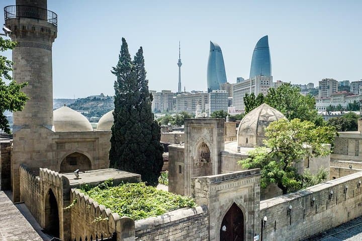 Three-Day Baku Essentials: Old City, Gobustan, Ateshgah & Yanar Dag
