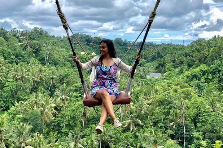 Bali Private Tour — Best of Ubud, Kintamani Volcano & Jungle Swing photo 2