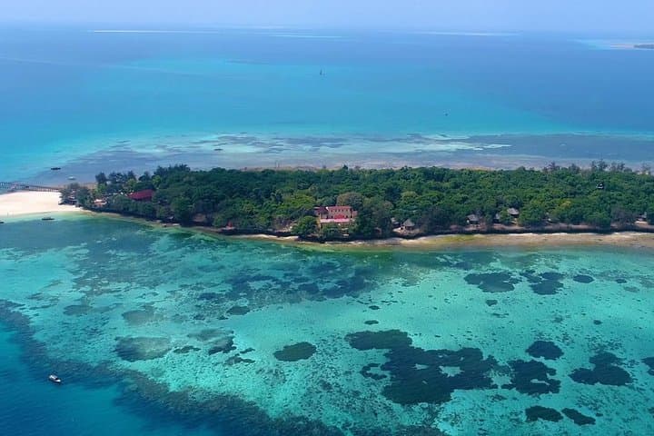 Sail, Snorkel & Stone Town: A Super Zanzi Day Trip in Zanzibar photo 1