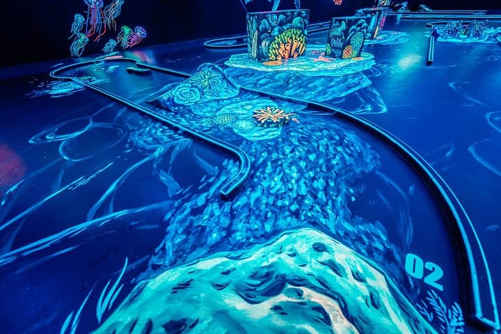 3D Blacklight Minigolf at JBR Marina Dubai — Indoor 18-Hole Glow Golf Experience photo 4