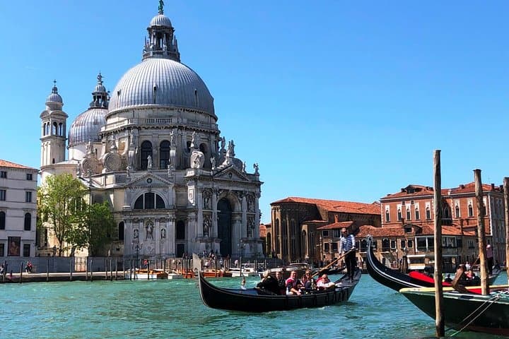 Doge's Palace Guided Tour and 30-Minute Gondola Ride — Venice Highlights photo 5