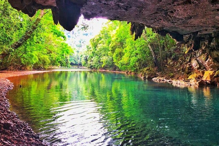 Nohoch Che'en Cave Tubing: Float Through Belize's Maya-Used Cave Network