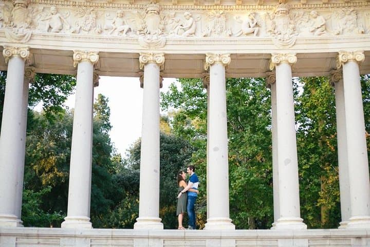 Private Vacation Photographer in Oxford: Capture Iconic City Portraits photo 4