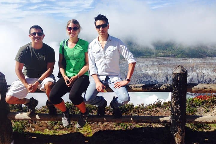 Custom 14-Hour Luxury Costa Rica Road Trip — Beaches, Waterfalls & Hidden Towns photo 2
