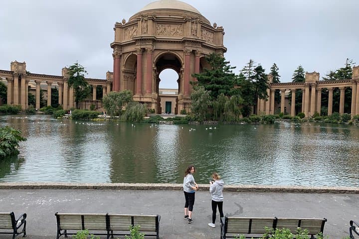 Muir Woods and Sausalito Small-Group Tour — Redwoods, Golden Gate Views & Bayside Strolls photo 3