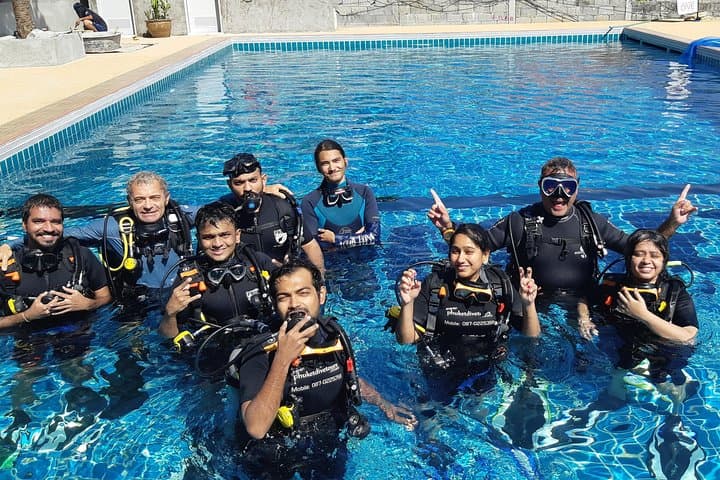 Phuket Beginner Scuba Pool Lesson — Introductory Dive Experience