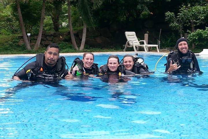 Phuket Beginner Scuba Pool Lesson — Introductory Dive Experience photo 3