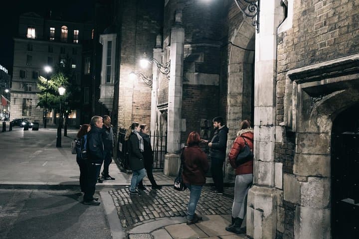 Ghosts, Ghouls & Gallows: London Night Walking Tour with Thames Cruise photo 4