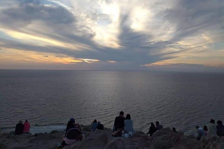 Private Santorini Half-Day Custom Tour — Oia, Akrotiri & Black Sand Beaches photo 2