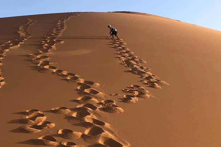 Two-Day Desert Escape from Fez: Erg Chebbi Camel Ride & Overnight Camp
