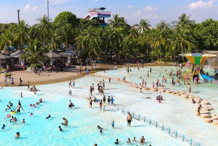 Siam Park City Bangkok: Full-Day Waterpark Ticket with Lunch & Hotel Transfer photo 2