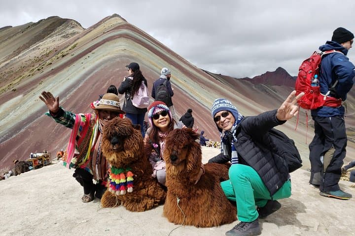 7 Colors Mountain (Vinicunca) Day Trek: Rainbow Mountain Tour from Cusco photo 5