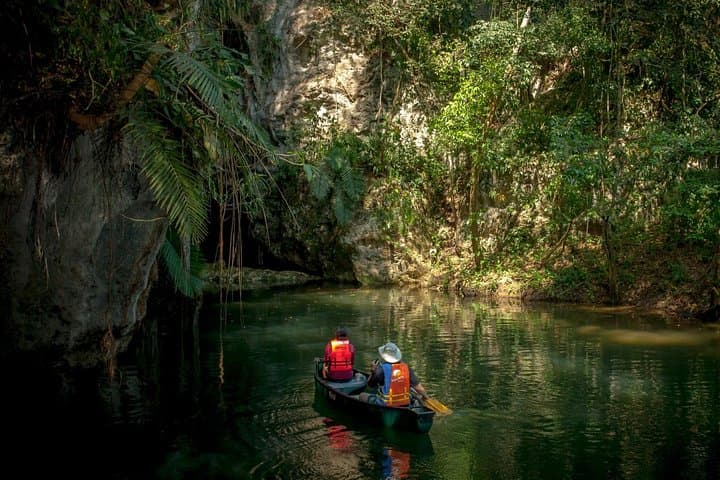 Barton Creek Cave Canoe Tour: Belize's Mayan River Cave Adventure photo 2