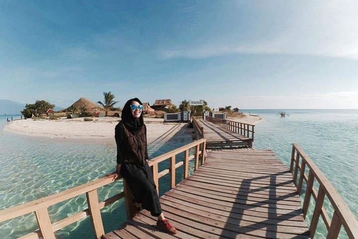 3-Day Kenawa and Moyo Island Adventure: Snorkel Reefs & Waterfall Trails photo 4
