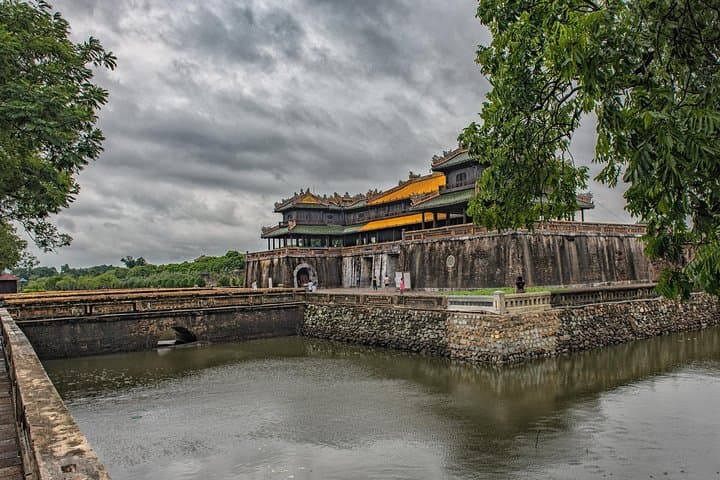 Luxury Tailormade Indochina: Vietnam, Laos & Cambodia in 12 Days photo 4