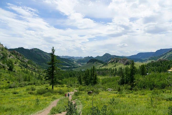 Chingis Khan Statue & Terelj National Park: Day Trip from Ulaanbaatar