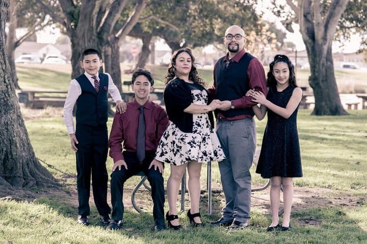 Private Photo Session in Salinas with Local Photographer — 30-Minute Session photo 3