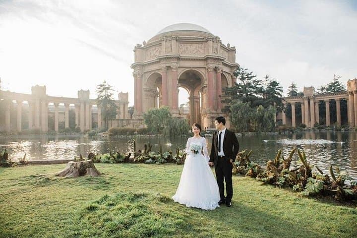 San Francisco Vacation Photographer — Private 30-Minute City Photoshoot photo 1