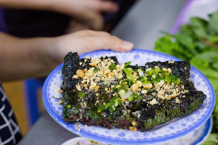 Ho Chi Minh City Night Street Food Walking Tour — Private Evening Taste of Saigon photo 5