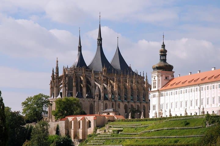 Kutna Hora Private Tour: St. Barbara, Sedlec Ossuary & Silver History from Prague