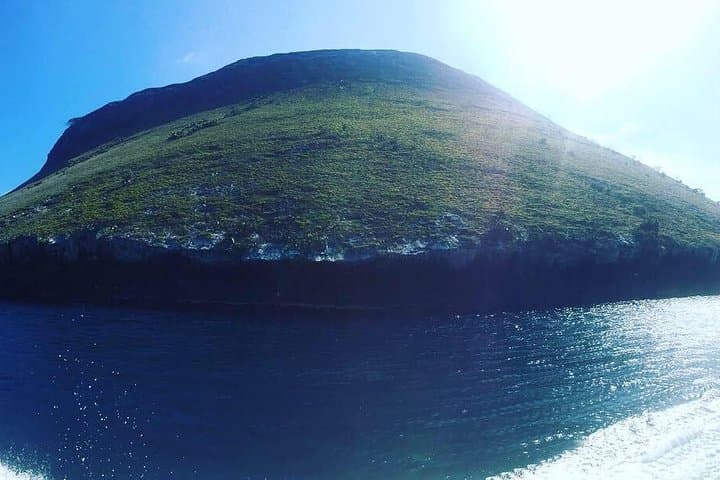 Day Trip to Bartolomé Island & Bahía Sullivan — Pinnacle Rock, Snorkeling & Beach Hikes photo 2
