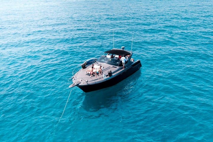 Private 3-Hour Yacht Cruise in Cabo — Arch, Snorkel & Paddleboard