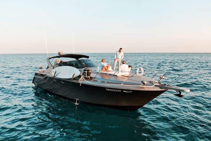 Private 3-Hour Yacht Cruise in Cabo — Arch, Snorkel & Paddleboard photo 4