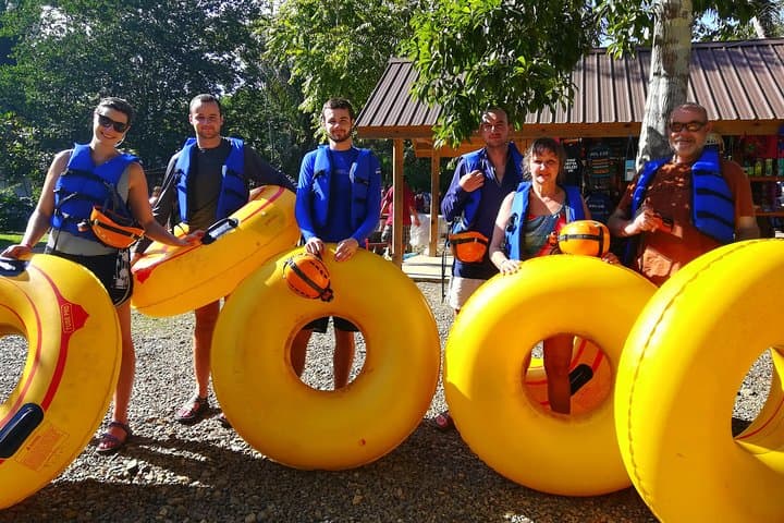 Private Cave Tubing and Zip Line Adventure from Belize City — Day Trip photo 3