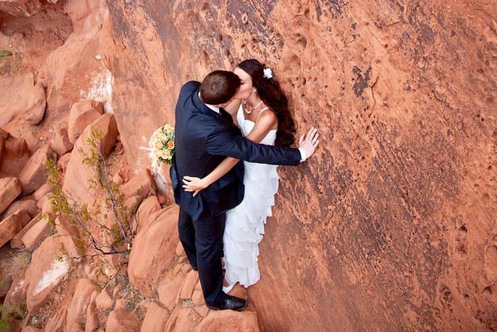 Valley of Fire Wedding by Private Limousine — Red Rock Ceremony from Las Vegas photo 6