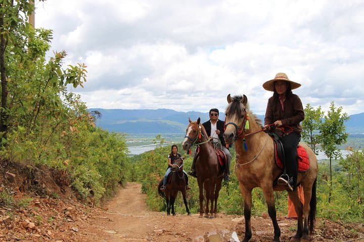 Full-Day Horseback Adventure in the Shan Hills & Inle Lake Villages