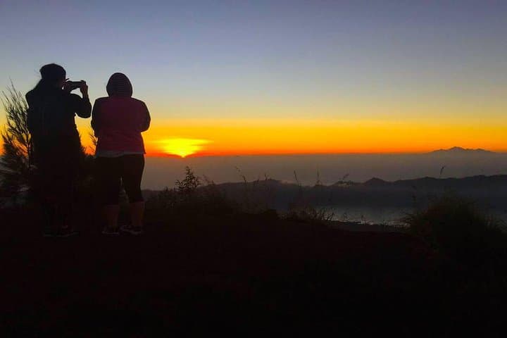 Mount Batur Sunrise Trek: Guided Moonlight Climb & Volcano Breakfast