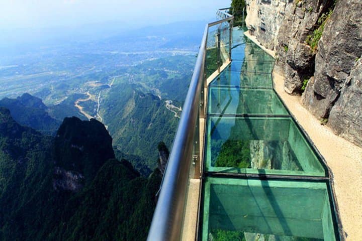 2-Day Zhangjiajie Highlights: Glass Bridge, Avatar Mountain & Tianmen Cave photo 2