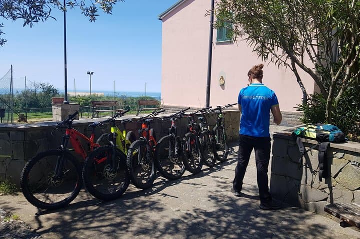 E-Bike Tour in Cinque Terre National Park: Monterosso to Manarola photo 3