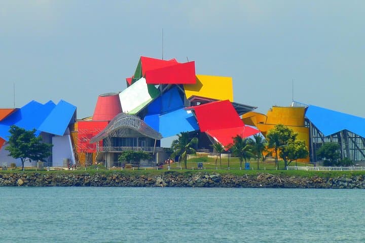 Panama City BioTour: Rainforest Hike, Biomuseo & Punta Culebra Day Trip photo 3