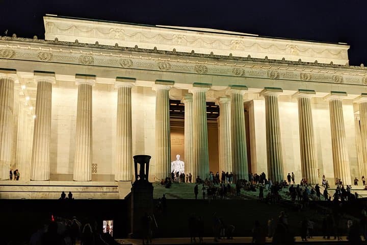 Washington DC Night Memorials Tour — Glass-Top Convertible Experience