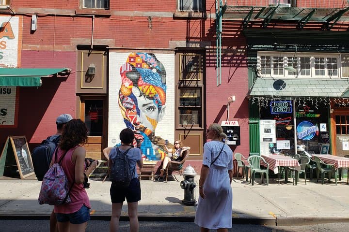 Private New York City Excursion: Custom 4-Hour Manhattan & Boroughs Tour photo 4